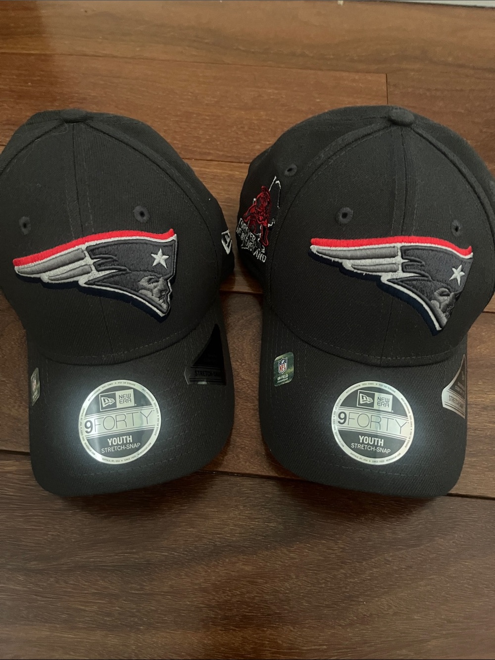 New England Patriots set of 2 Headwear - Sports Caps Youth